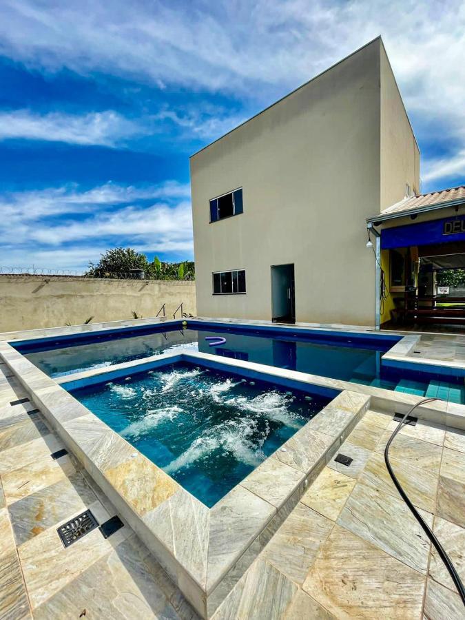 Casa de férias Mansao Sua Familia, Luxuosa, Espacosa E Pacifica